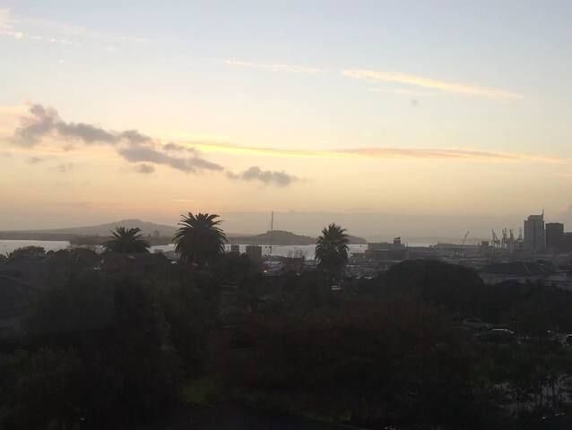 11/5 Curran Street, Herne Bay, Auckland - Carousel 18