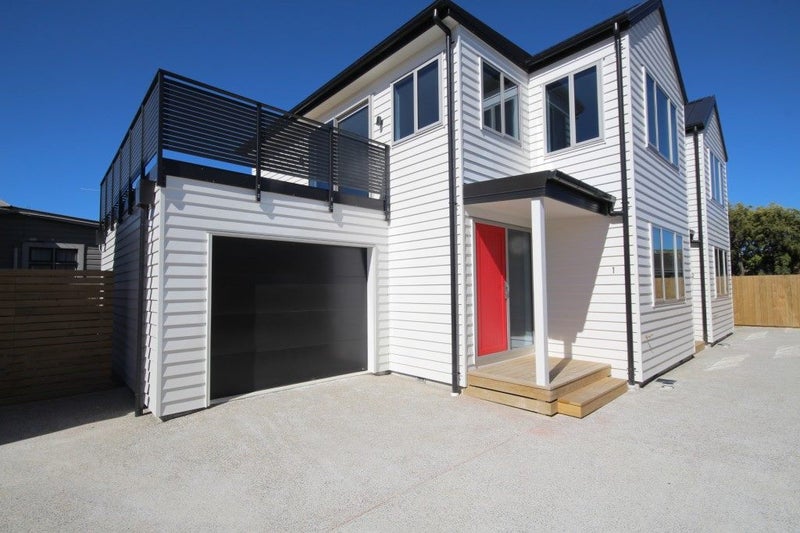 66A Queens Drive, Saint Kilda, Dunedin - Carousel 1