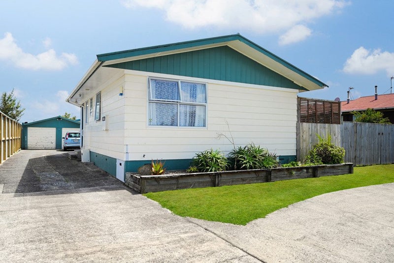 6 Lindsay Crescent, Nawton, Hamilton - Carousel 2