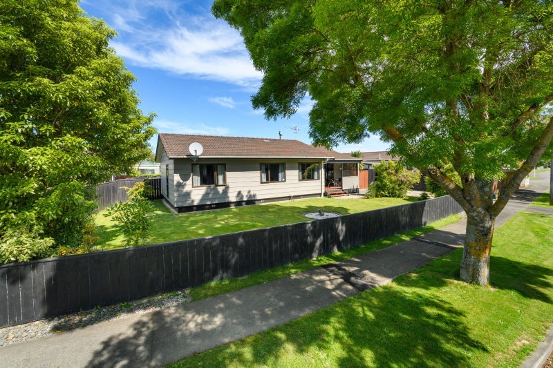 66 Geraldine Crescent, Cloverlea, Palmerston North - Carousel 20