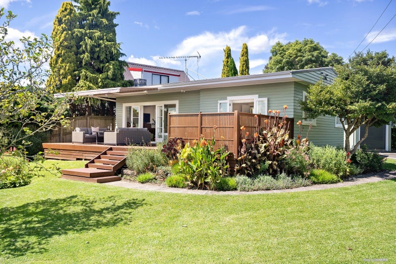 62 Gibson Road, Dinsdale, Hamilton - Carousel 1