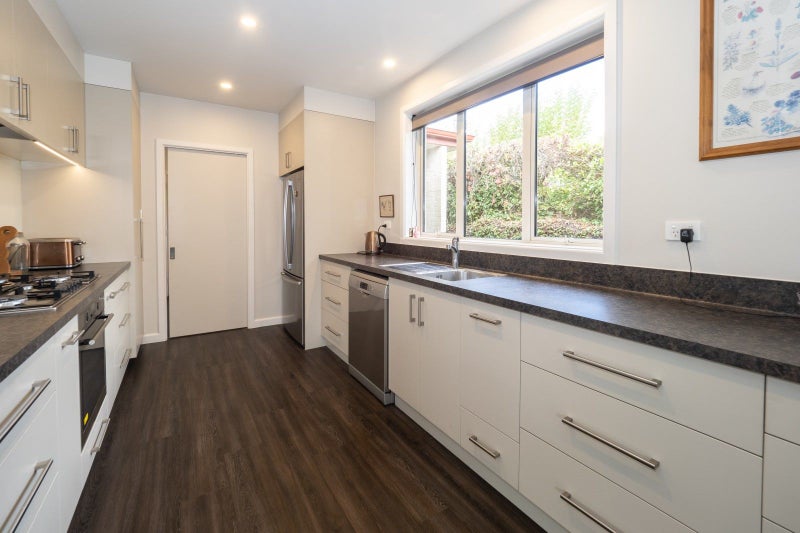 4 Cross Street, Allenton, Ashburton - Carousel 2