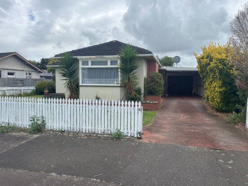 61 Church Street, Awapuni, Palmerston North - Carousel 2