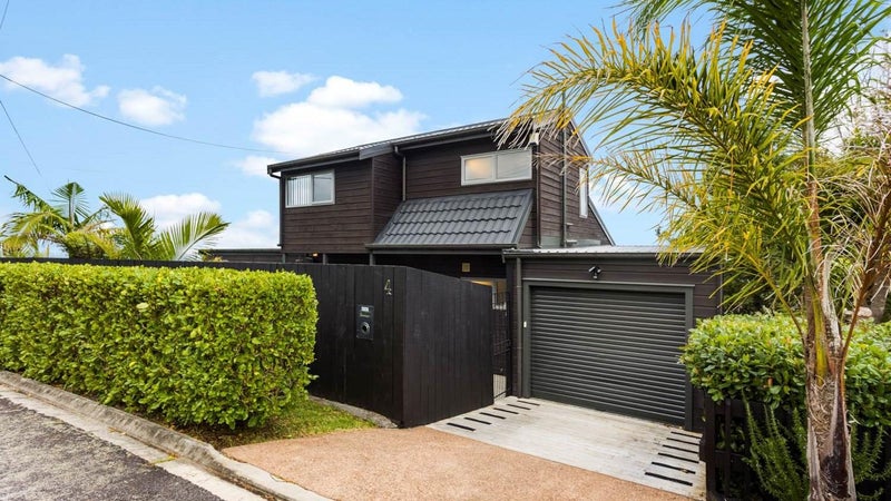 4 Captains Close, Torbay, Auckland - Carousel 1