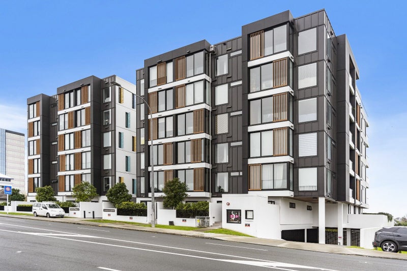 306/74 Anzac Street, Takapuna, Auckland - Carousel 16