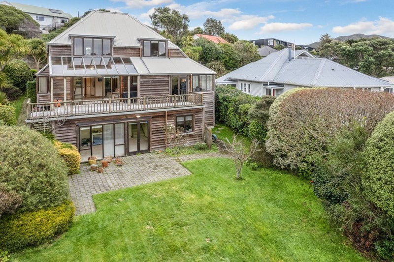 5 Mysore Street, Khandallah, Wellington - Carousel 1