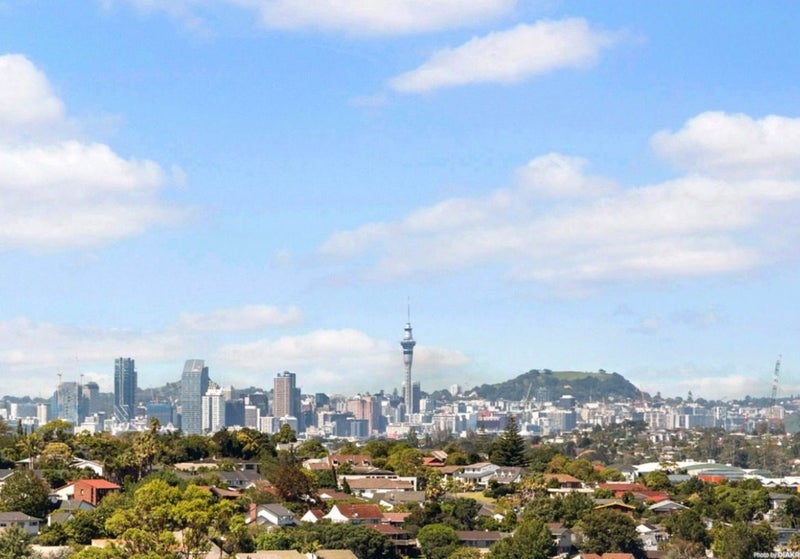 34 Juniper Road, Sunnynook, Auckland - Carousel 12