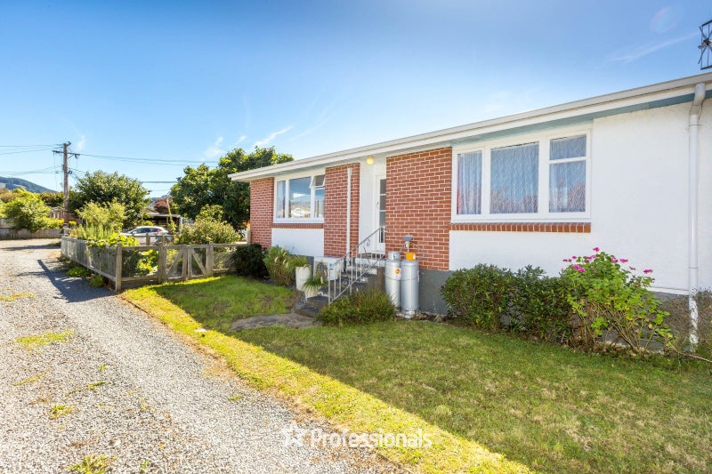 1/10 Hildreth Street, Trentham, Upper Hutt - Carousel 2