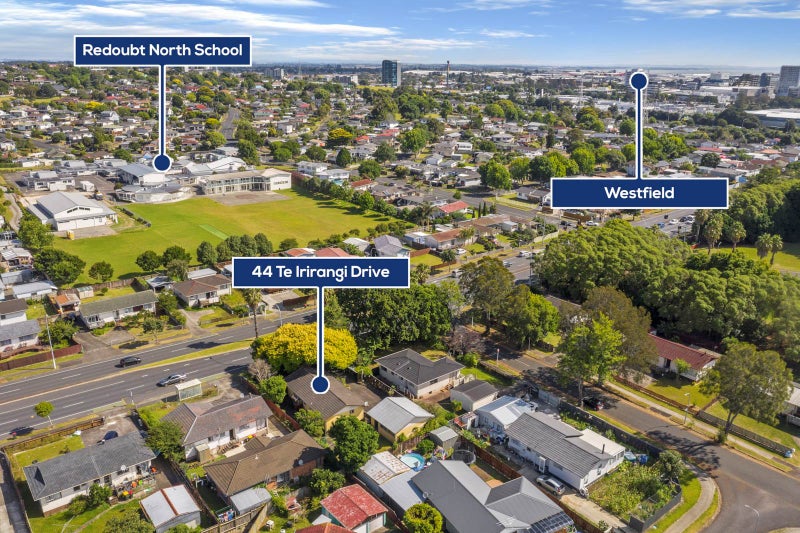 44 Te Irirangi Drive, Clover Park, Auckland - Carousel 1