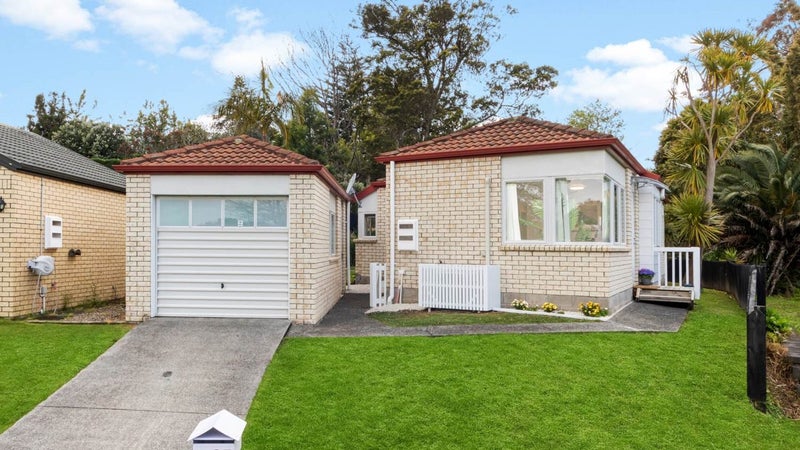 25 Blueridge Close, Sunnyvale, Auckland - Carousel 1