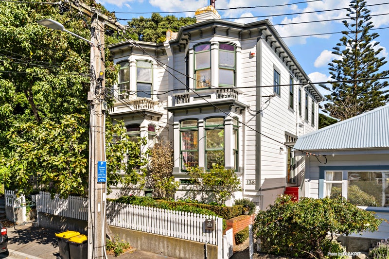 138 Elizabeth Street, Mount Victoria, Wellington - Carousel 1