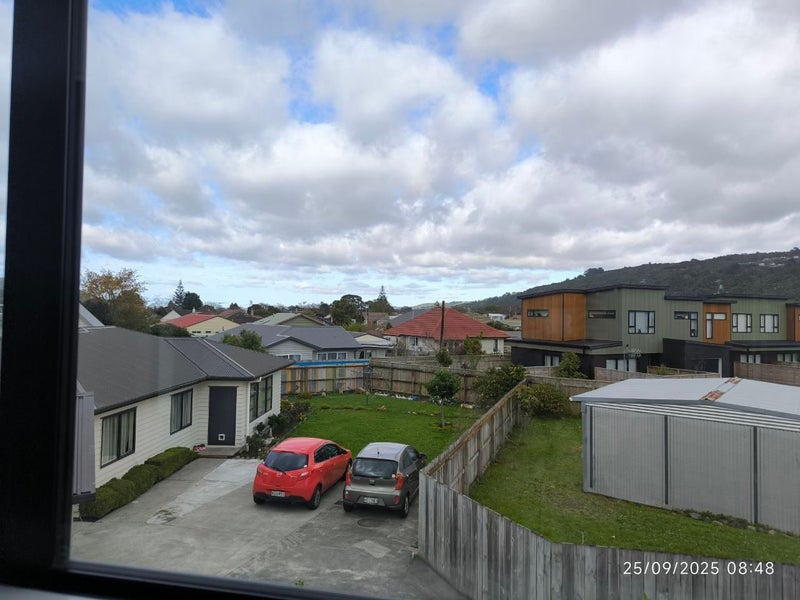 7/4 Johnston Grove, Taita, Lower Hutt - Carousel 15