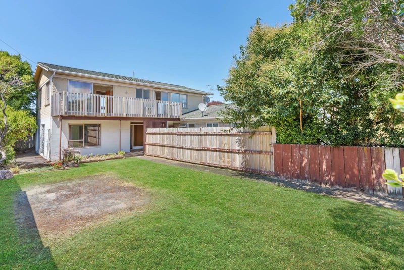 2/7 Ngaio Street, Takapuna, Auckland - Carousel 1