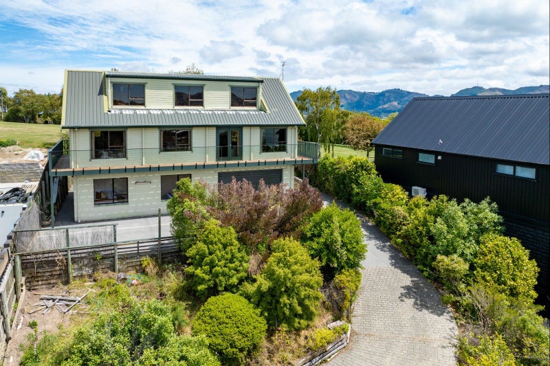 12 Ranui Crescent, Diamond Harbour, Lyttelton - Carousel 1