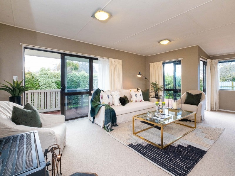 12 Cormack Place, Greenmeadows, Napier - Carousel 1