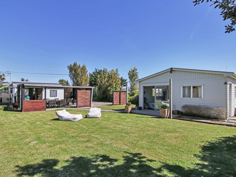 93 Seabury Avenue, Foxton Beach, Foxton - Carousel 1