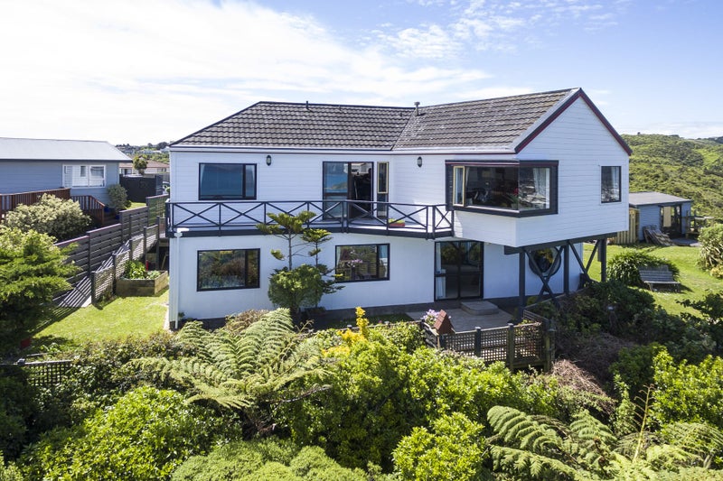 28 Sunhaven Drive, Newlands, Wellington - Carousel 20