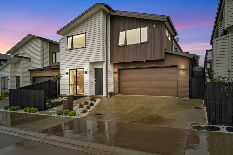 6 Hiki Street, Hobsonville, Auckland - Carousel 1