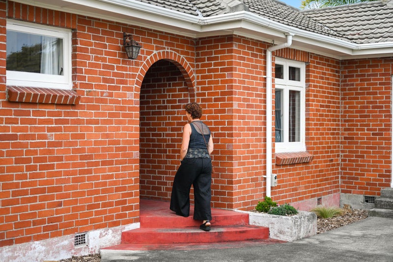 28 Pearsons Avenue, Claudelands, Hamilton - Carousel 2