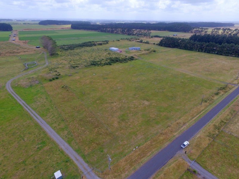 151 Taikorea Road, Palmerston North - Carousel 1