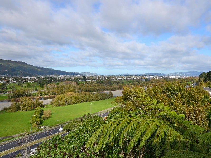 1 Hill Road, Belmont, Lower Hutt - Carousel 26