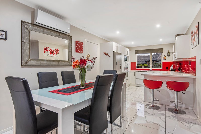 13 Bradnor Meadows Drive, Swanson, Auckland - Carousel 2