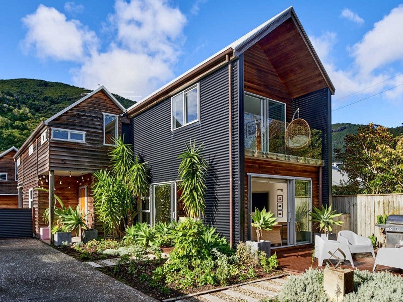 103 Oroua Street, Eastbourne, Lower Hutt - Carousel 1