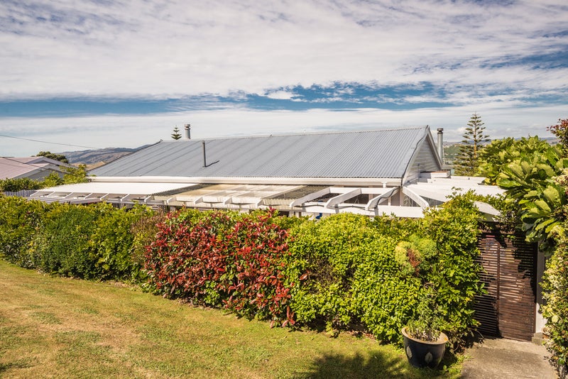 16 Hiwi Crescent, Titahi Bay, Porirua - Carousel 23