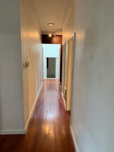 121 Karori Road, Karori, Wellington - Carousel 2