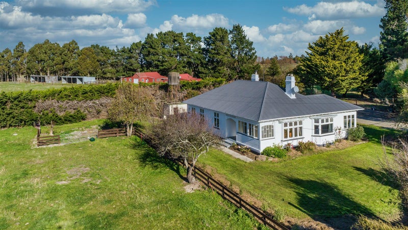 139 Grays Road, Amberley, Amberley - Carousel 1