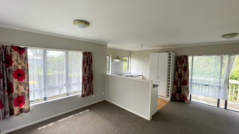 33 Luanda Drive, Ranui, Auckland - Carousel 2