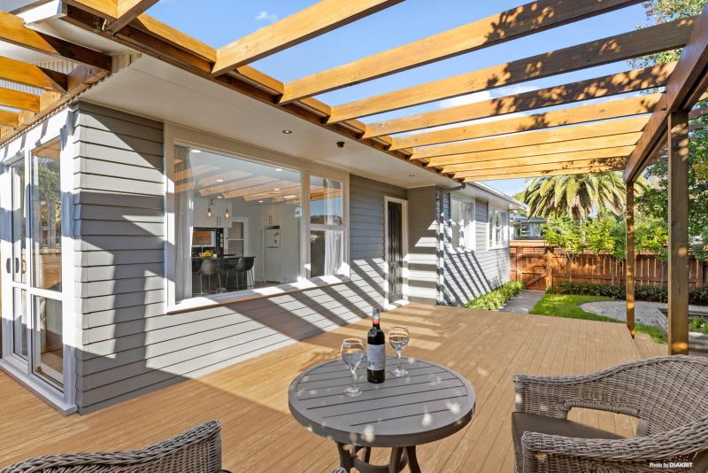 29 Sylvia Road, Hillcrest, Auckland - Carousel 1