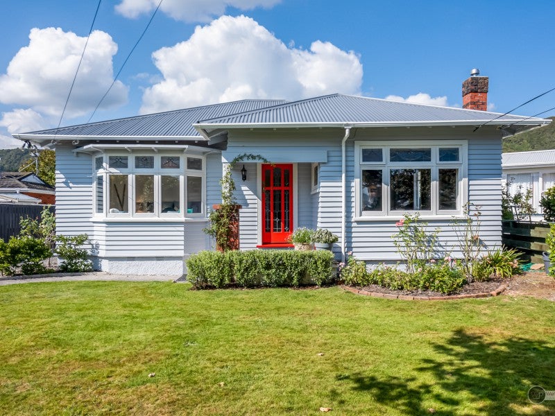 2 Leithen Street, Waterloo, Lower Hutt - Carousel 1