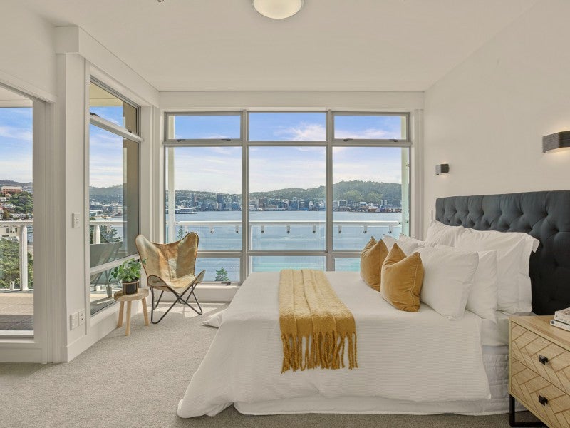 30/370 Oriental Parade, Oriental Bay, Wellington - Carousel 1