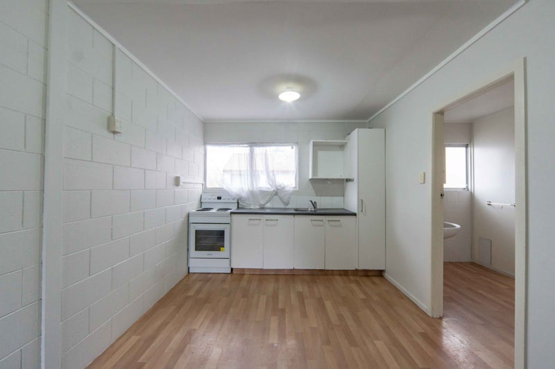 6/3 Tralee Place, Hillcrest, Hamilton - Carousel 1