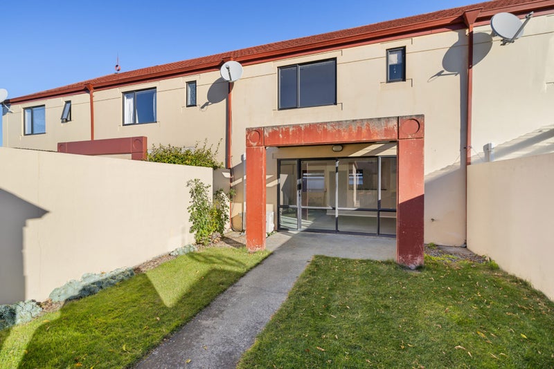8/42 Stanmore Road, Phillipstown, Christchurch - Carousel 2