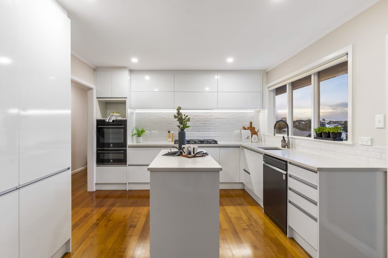 136 Birkenhead Avenue, Birkenhead, Auckland - Carousel 1