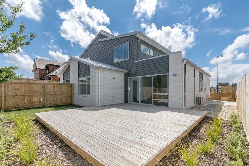 10 Springside Court, Huntington, Hamilton - Carousel 1
