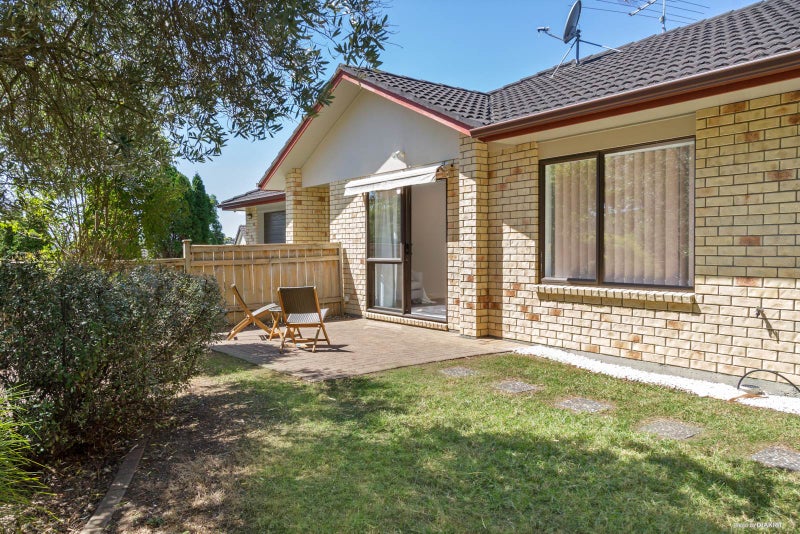 28 Rush Creek Drive, Westgate, Auckland - Carousel 2