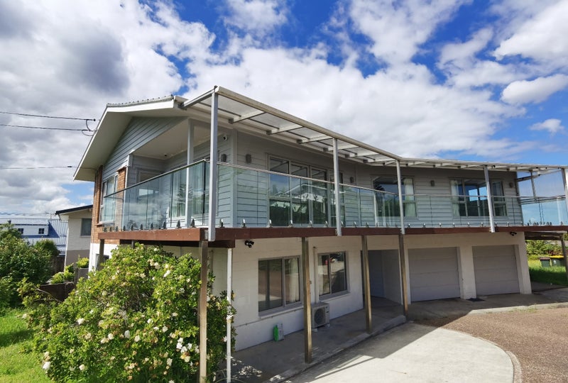 194 Bleakhouse Road, Mellons Bay, Auckland - Carousel 2