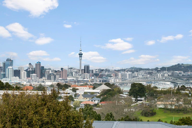 9A Lydia Avenue, Northcote, Auckland - Carousel 2