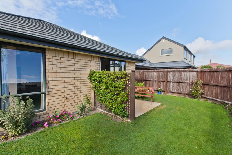 8 Ngaio Street, Saint Martins, Christchurch - Carousel 2