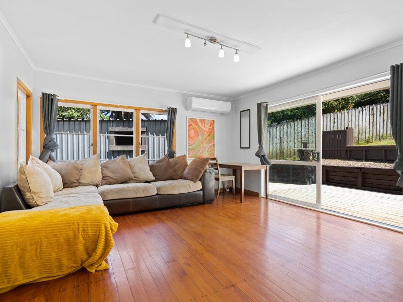 35 Ogle Crescent, Kamo, Whangarei - Carousel 1