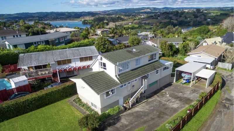 99 Sandspit Road, Shelly Park, Auckland - Carousel 2