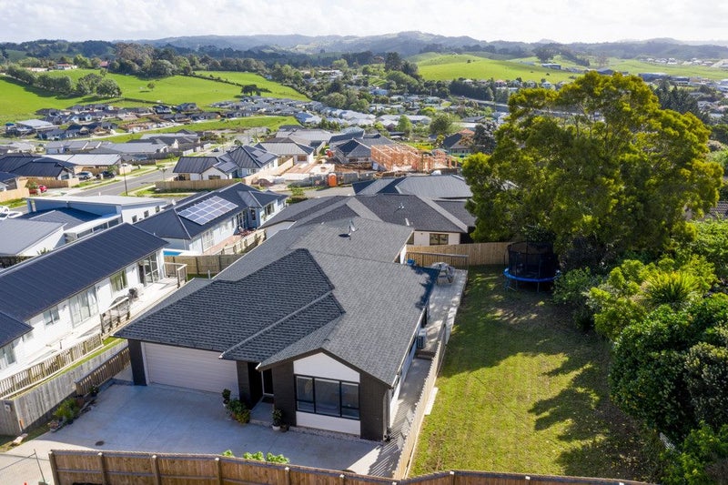 48 Jamish Drive, Warkworth, Warkworth - Carousel 2