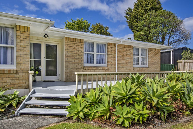 11 Mathew Place, Tikipunga, Whangarei - Carousel 2