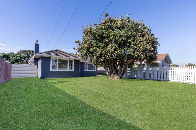 62 Matai Street, Castlecliff, Whanganui - Carousel 2