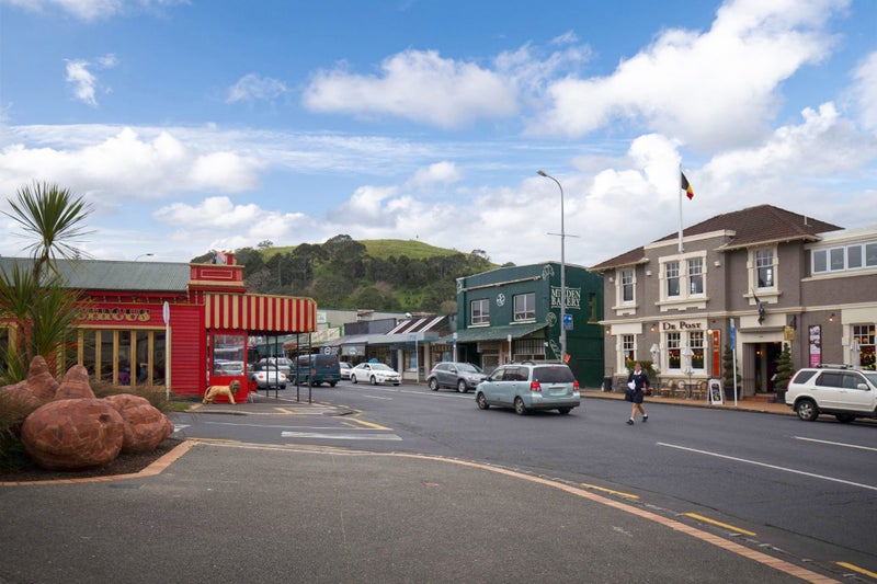 33 Ashton Road, Mount Eden, Auckland - Carousel 15