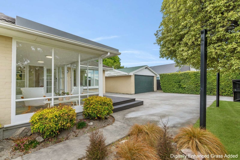 1 Sevenoaks Drive, Bryndwr, Christchurch - Carousel 2
