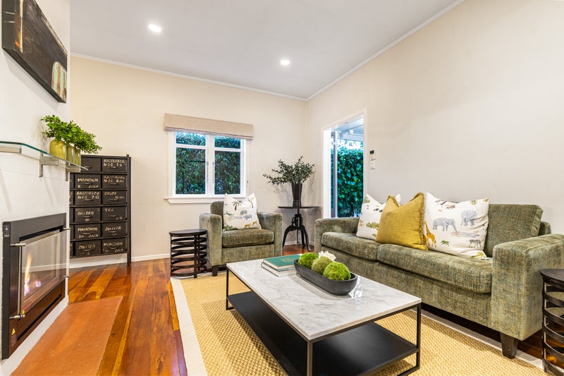 9 Farrar Street, Grey Lynn, Auckland - Carousel 2